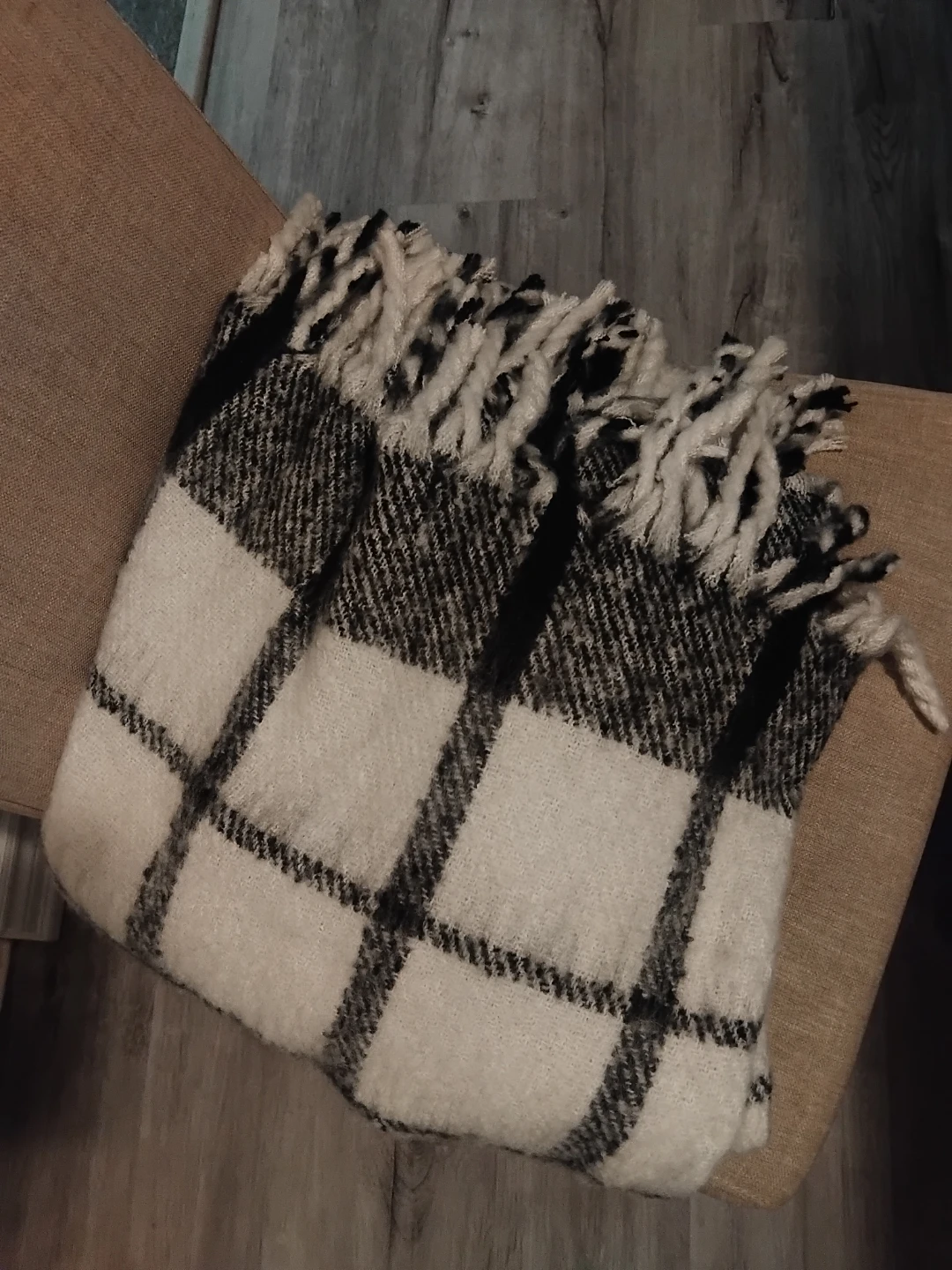 Black and white plaid throw blanket