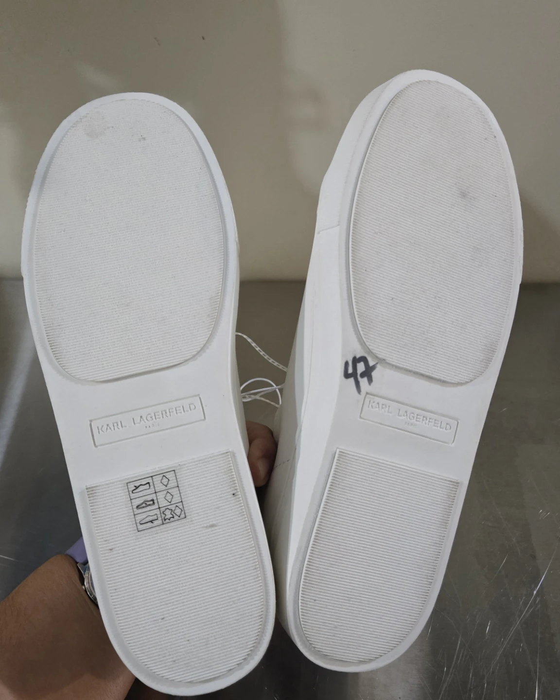 Karl Lagerfeld Paris Chella White Sneakers Cat Logo Women 8.5M - photo 5