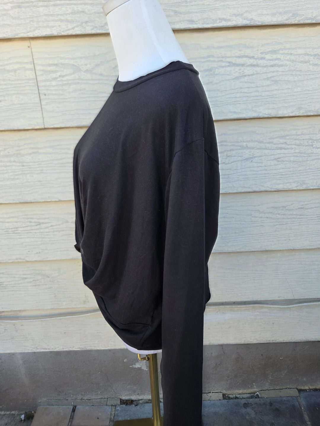 Black Long Sleeve Twist-Front Top - photo 3