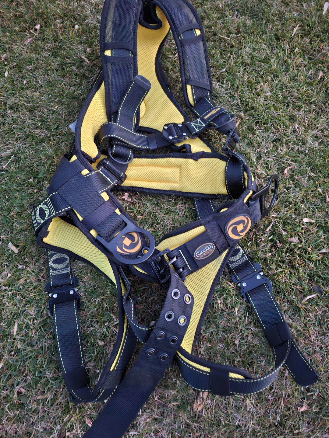 New Guardian Fall Protection Harness and Lanyards Set
