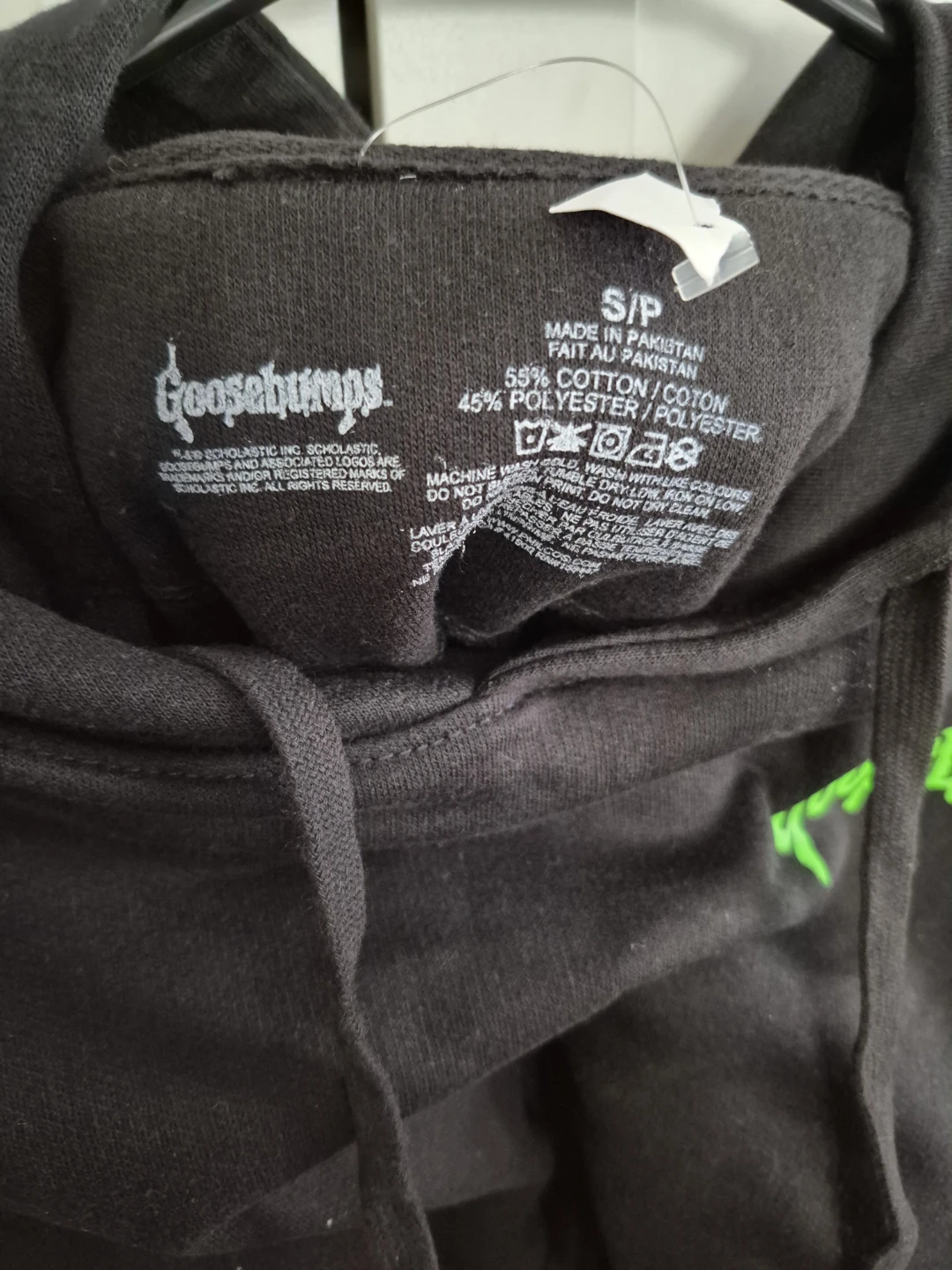 Goosebumps Horrorland Graphic Hoodie - photo 3
