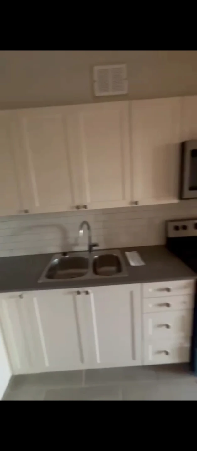 Room for Rent - photo 3