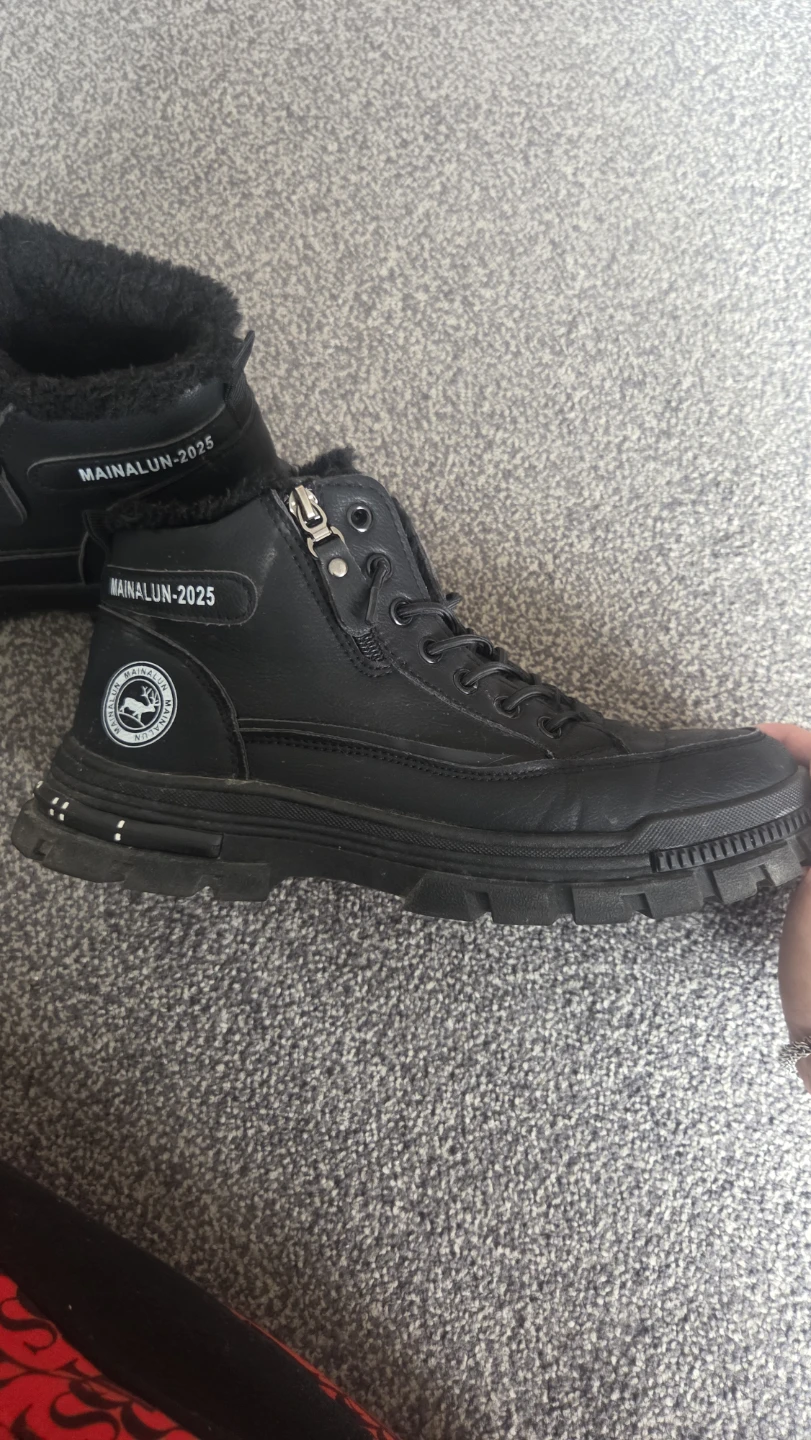 Black Winter Boots – Size 42 - photo 5