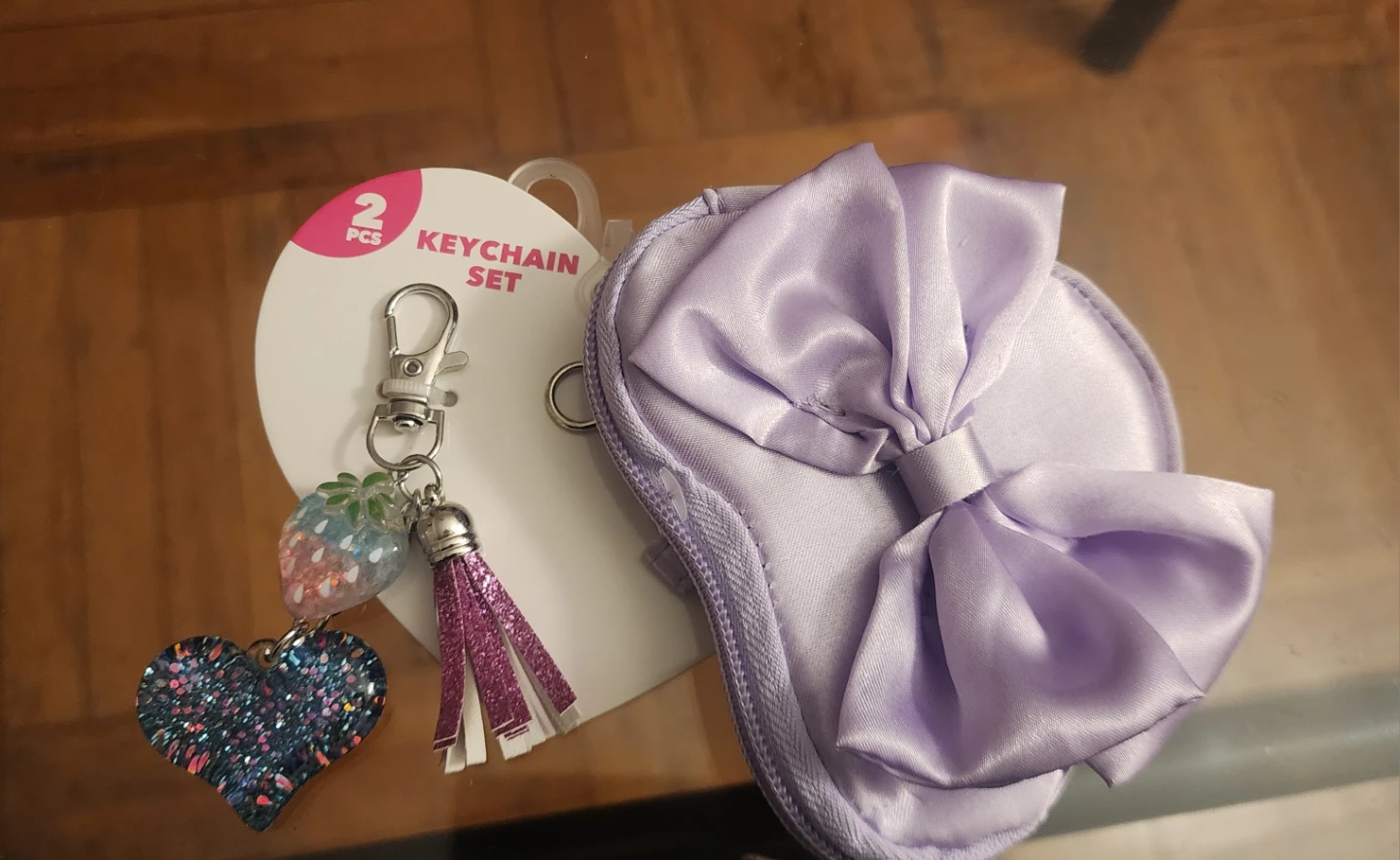 2-Piece Keychain and Bow Pouch Set - photo 4