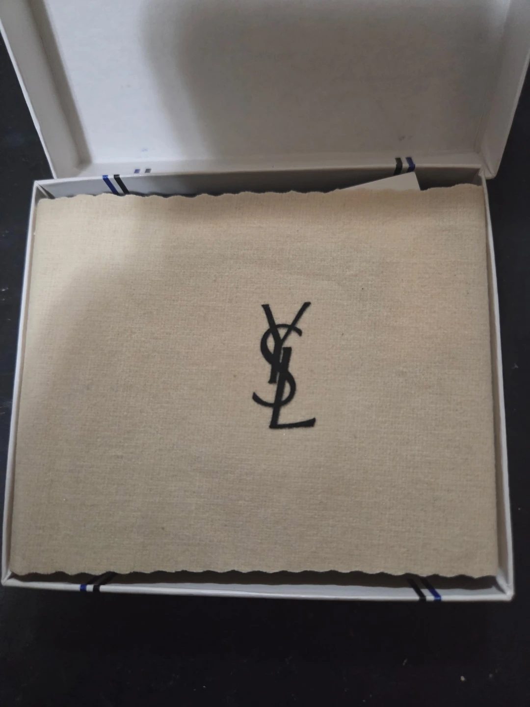 BNIB vintage Yves Saint Laurent Bank Note Holder - photo 2