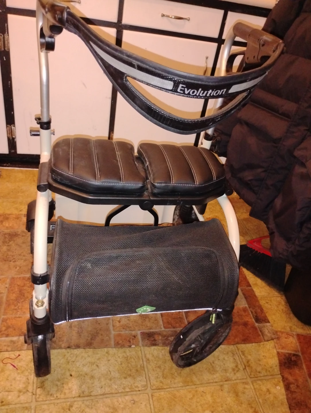 Evolution Rollator Walker