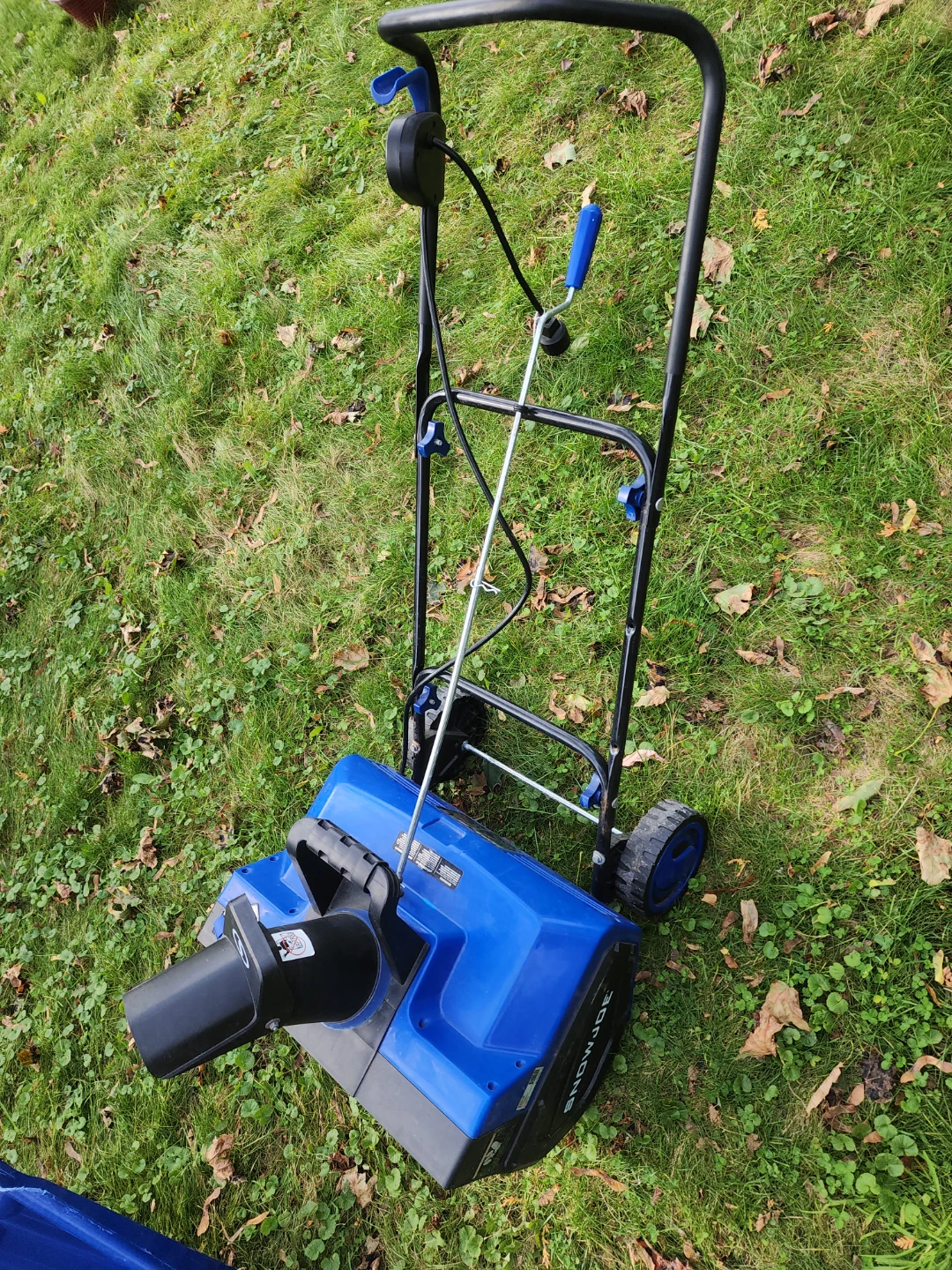 Snow Joe SJ627E Electric Snow Thrower