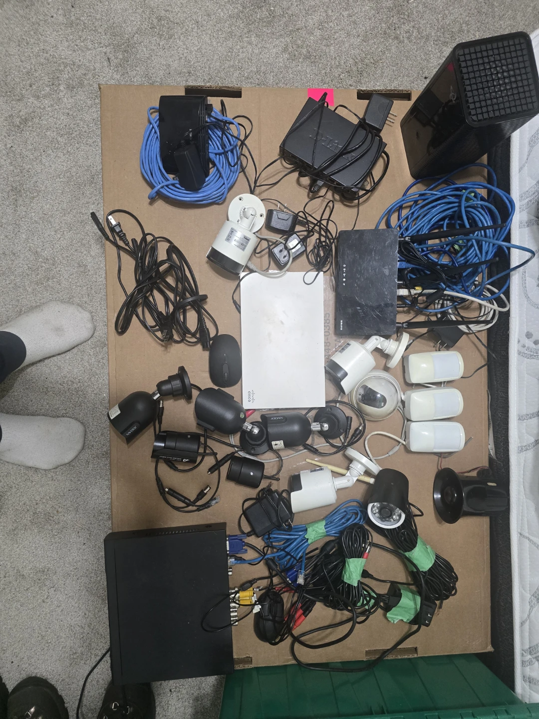 Assorted Home Security Camera and Networking Bundle