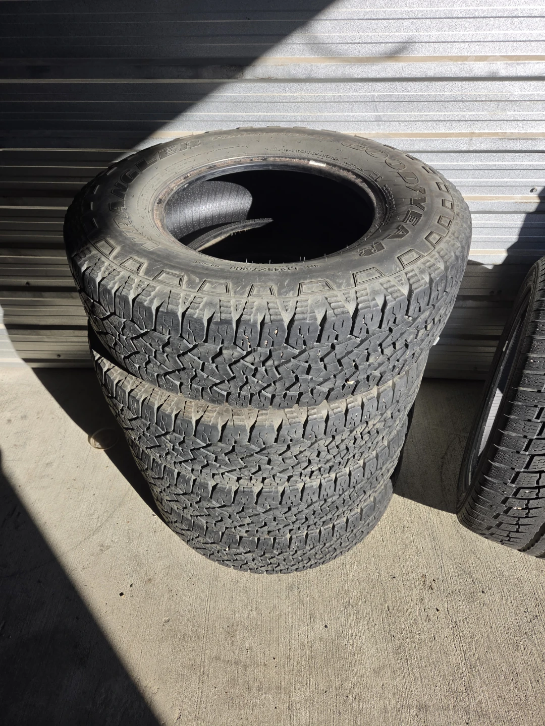 LT456/75R16 Goodyear Wrangler TrailRunner AT