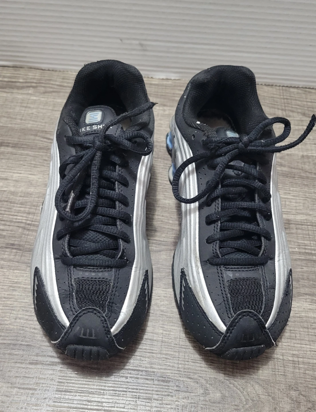 Nike Shox Sneakers Black and Silver Size 4Y