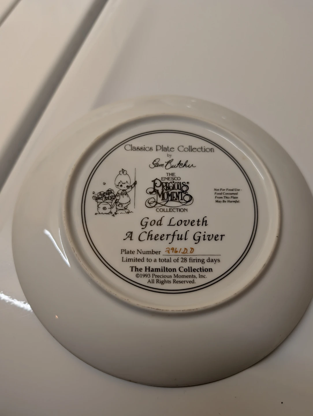 Precious Moments God Loveth A Cheerful Giver Collector Plate - photo 2