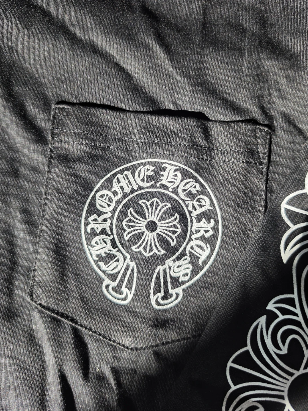 Chrome heart long sleeve - photo 3