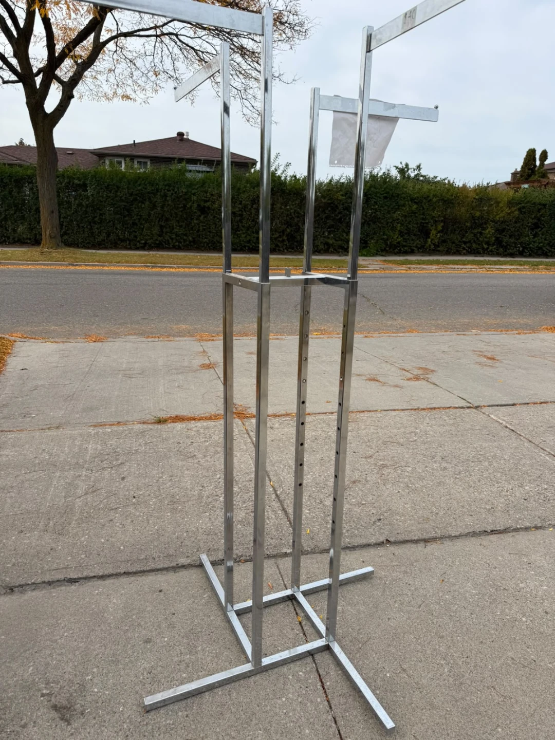 Metal cloth rack - photo 3