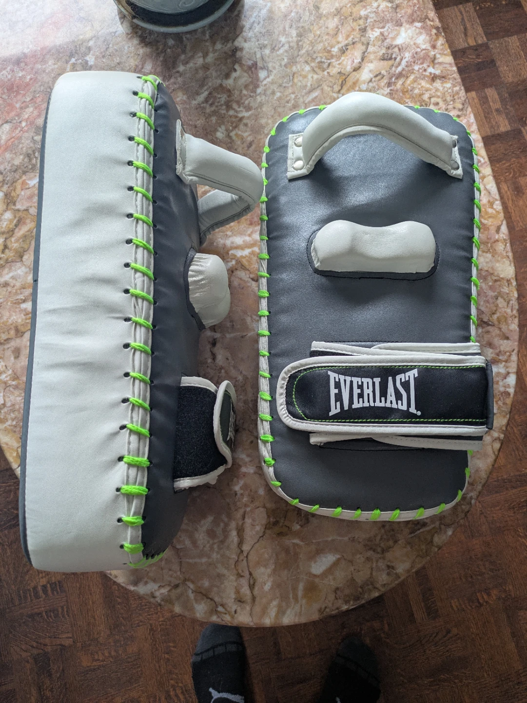 Everlast Prime MMA Thai Pads - photo 2