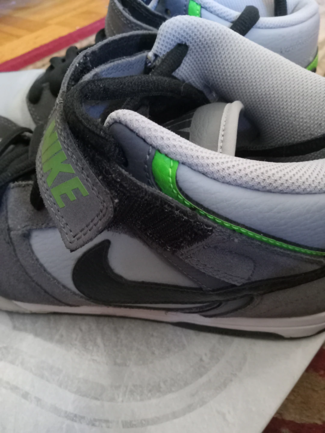 Nike high-top sneakers - photo 4