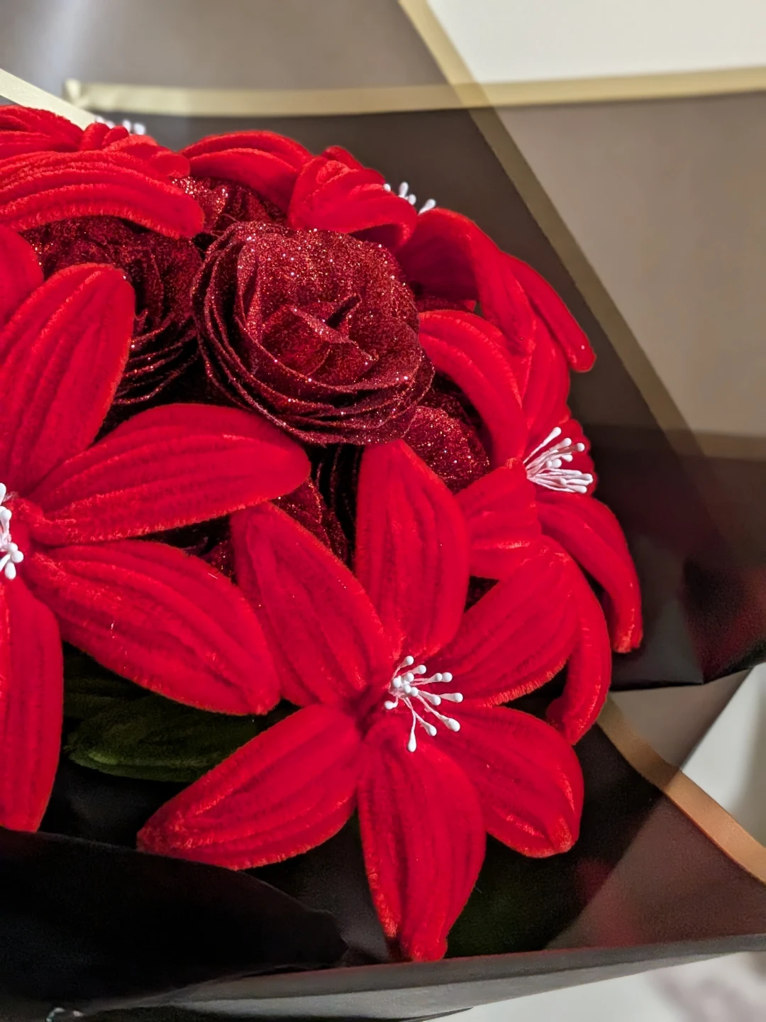 Nush customized Red Glitter and Velvet Artificial Flower Bouquet - photo 3
