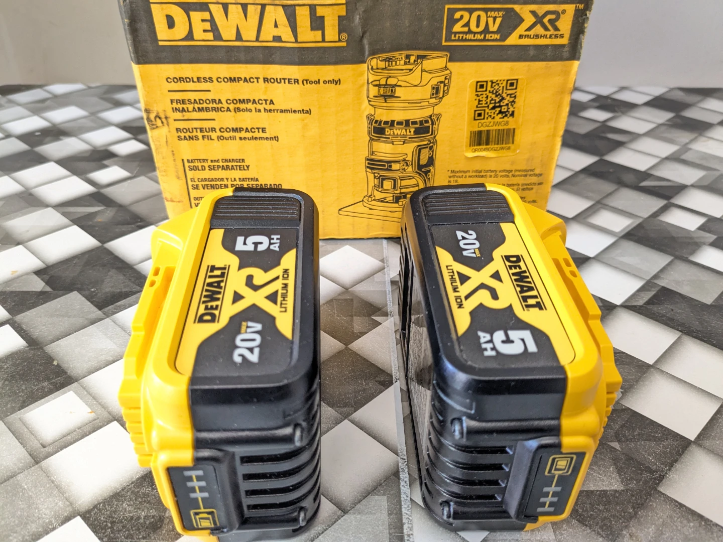 20V Max DeWalt XR Compact Router PRO Combo
