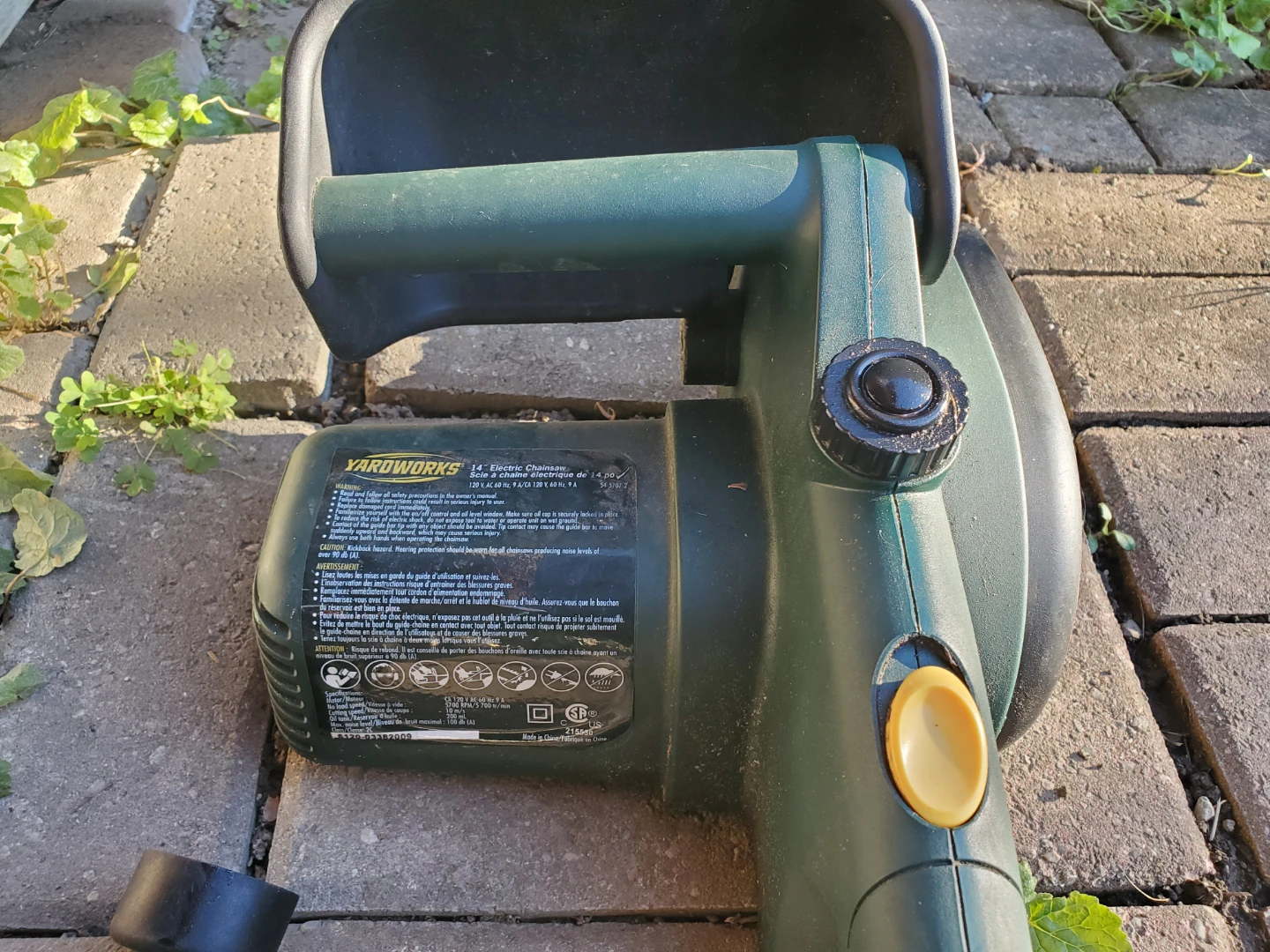 Yardworks 14-inch Electric Chainsaw - photo 5