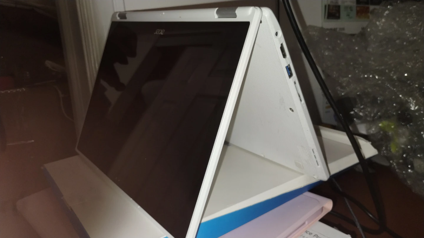 Acer touch screen Chromebook Convertible Laptop - photo 5