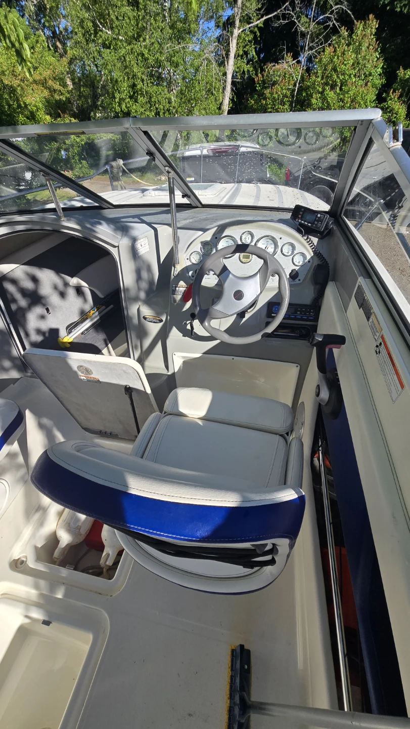 2009 Bayliner 192 Cuddy - photo 4