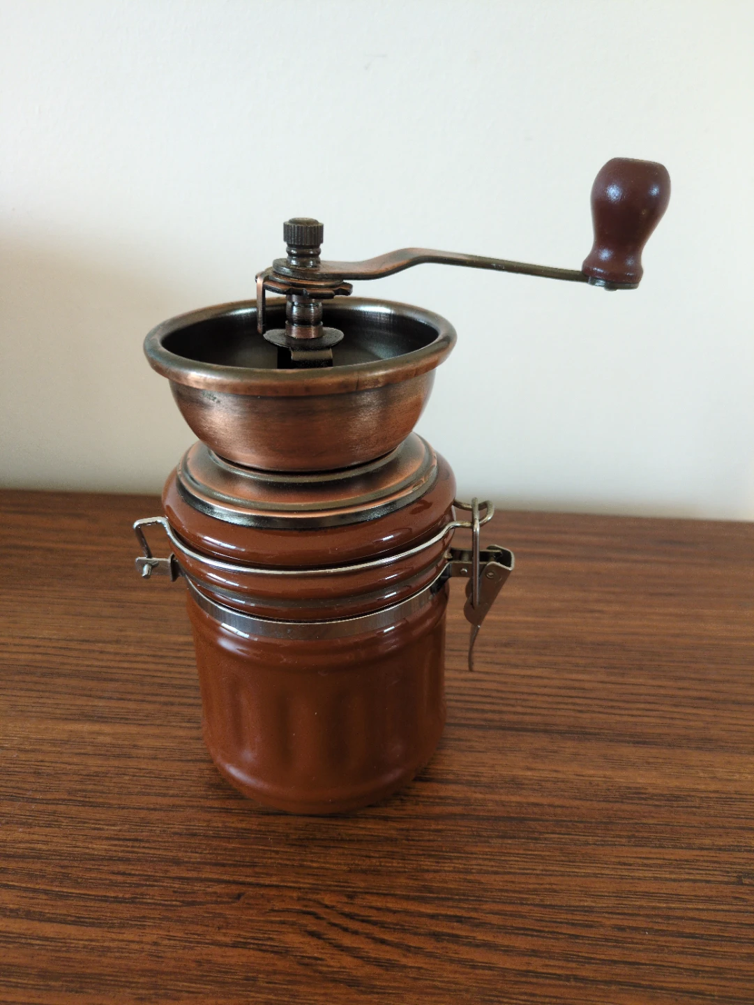 Vintage Style Manual Coffee Grinder