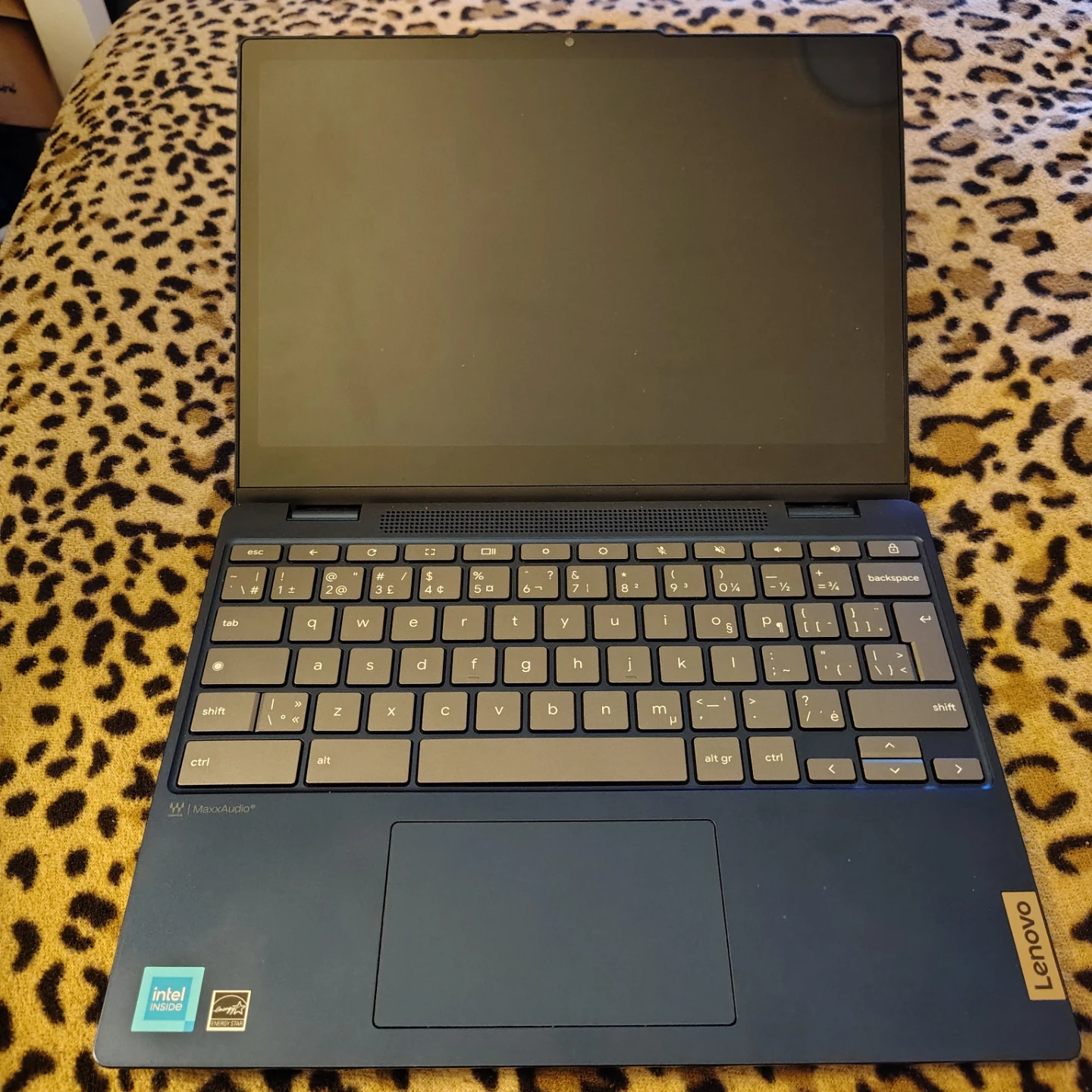 Lenovo IdeaPad Flex 3i 12.2" Touchscreen Chromebook - photo 2
