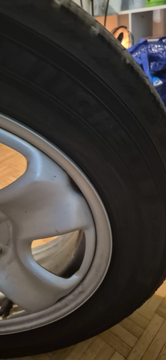 4 Michelin X ice snow tires - photo 2