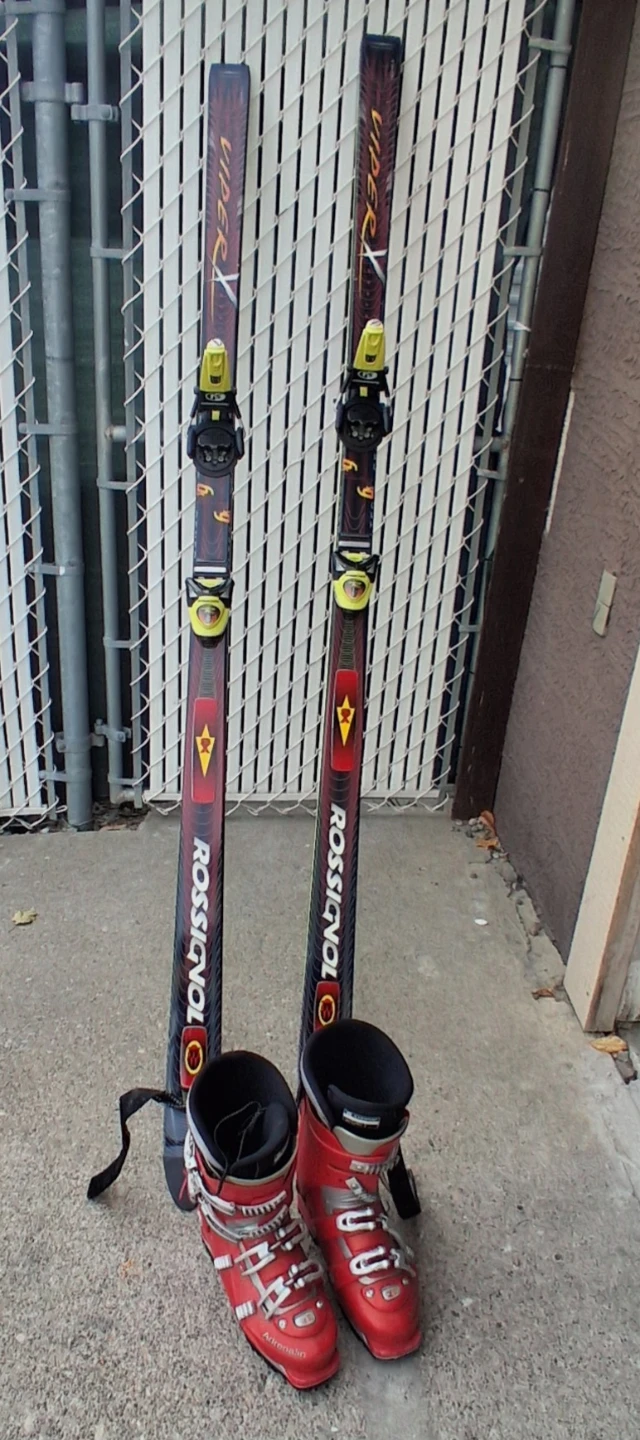 Rossignol Viper X Skis with Boots