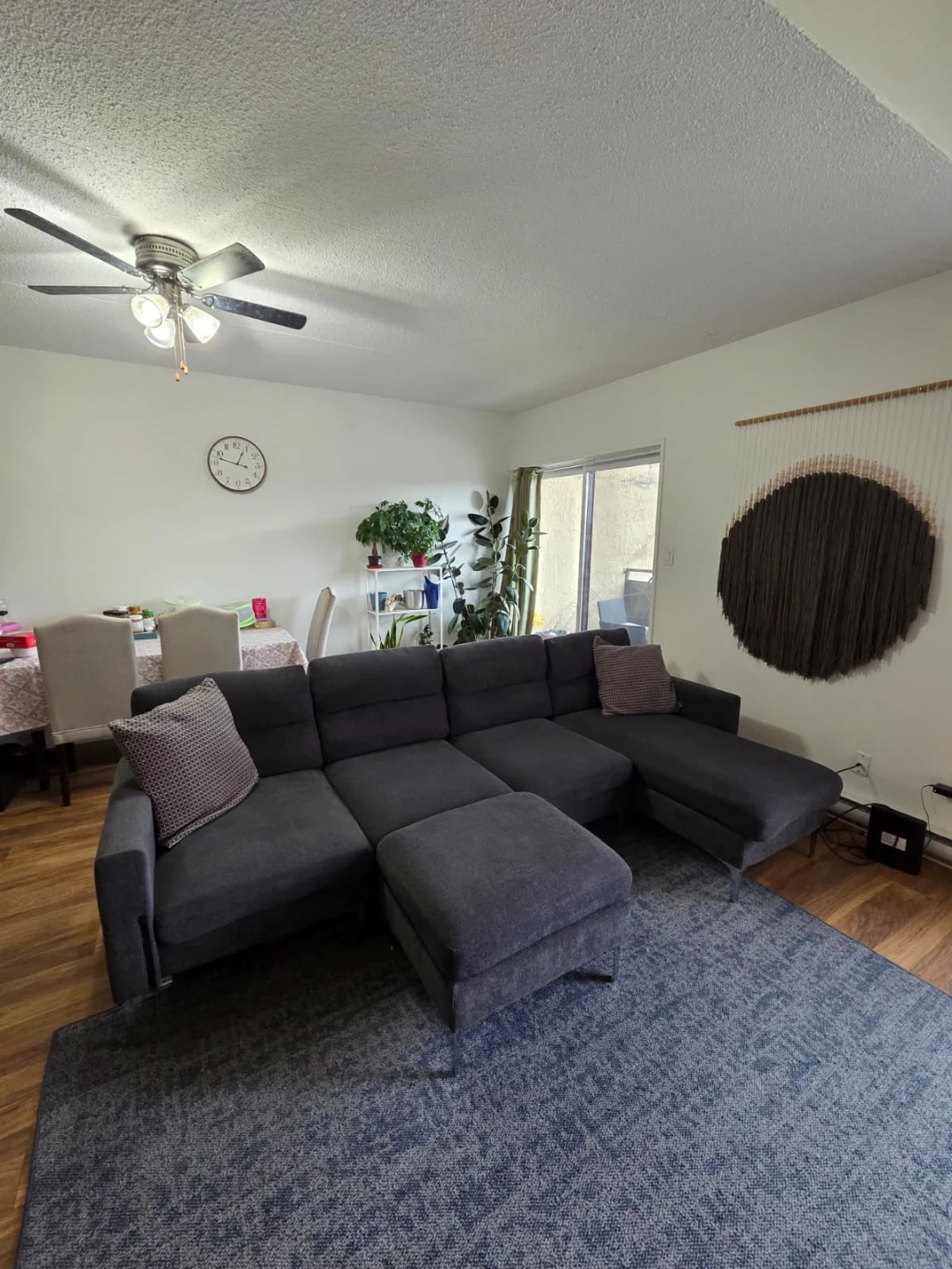 Sofa with chaise - photo 3