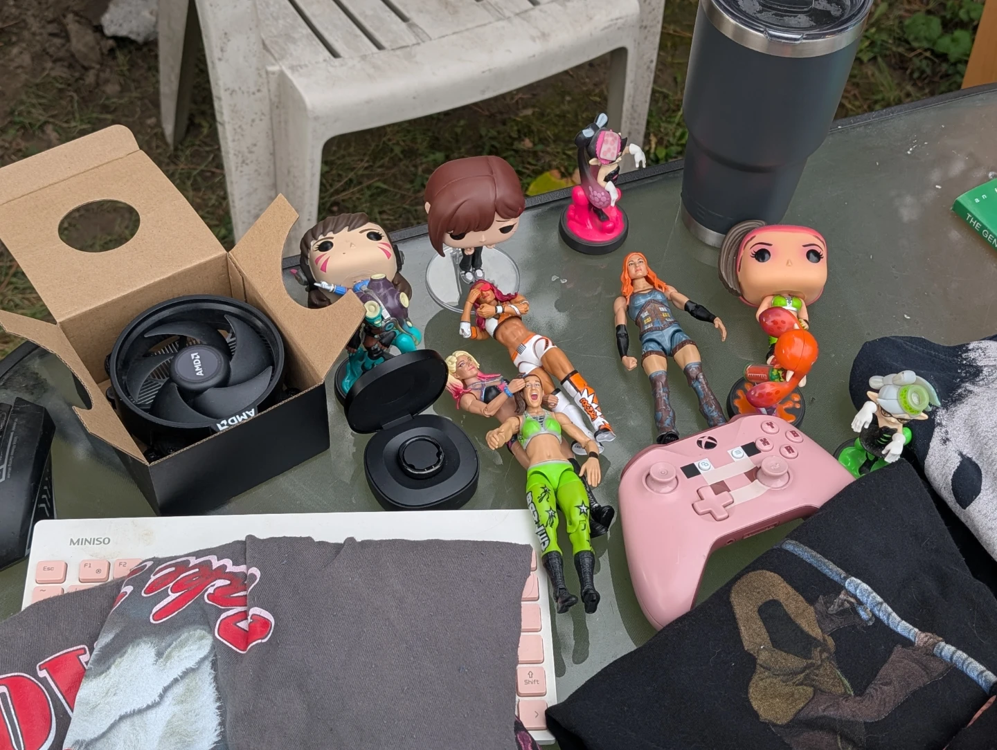 Garage sale Today!! - photo 4