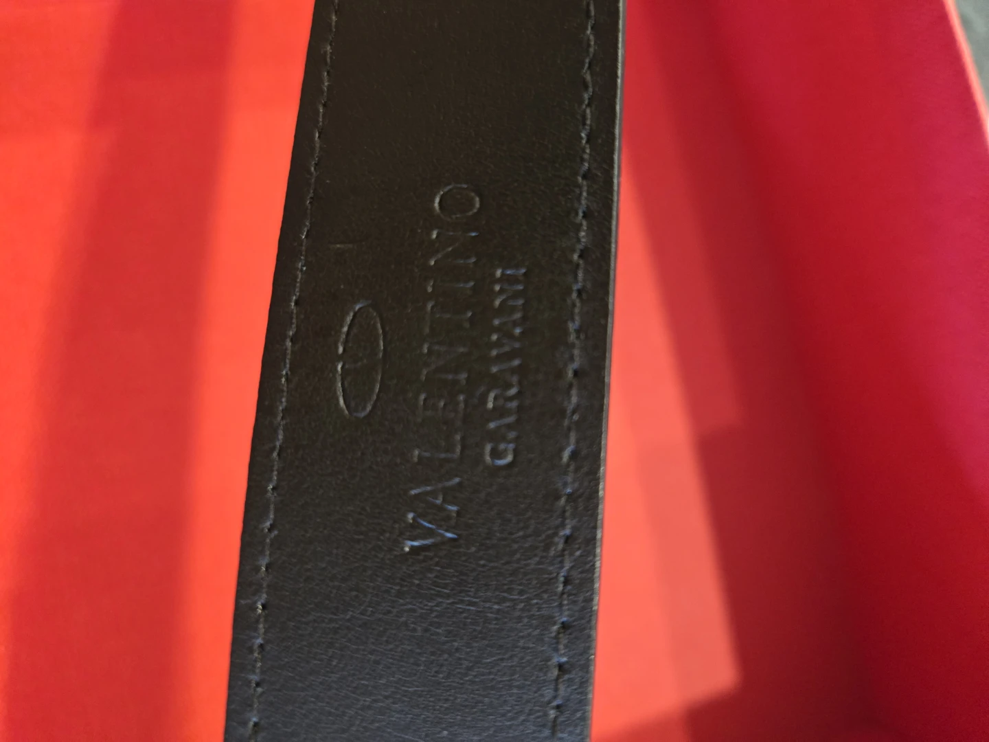 Valentino Garavani Black Leather VLogo Belt - photo 2