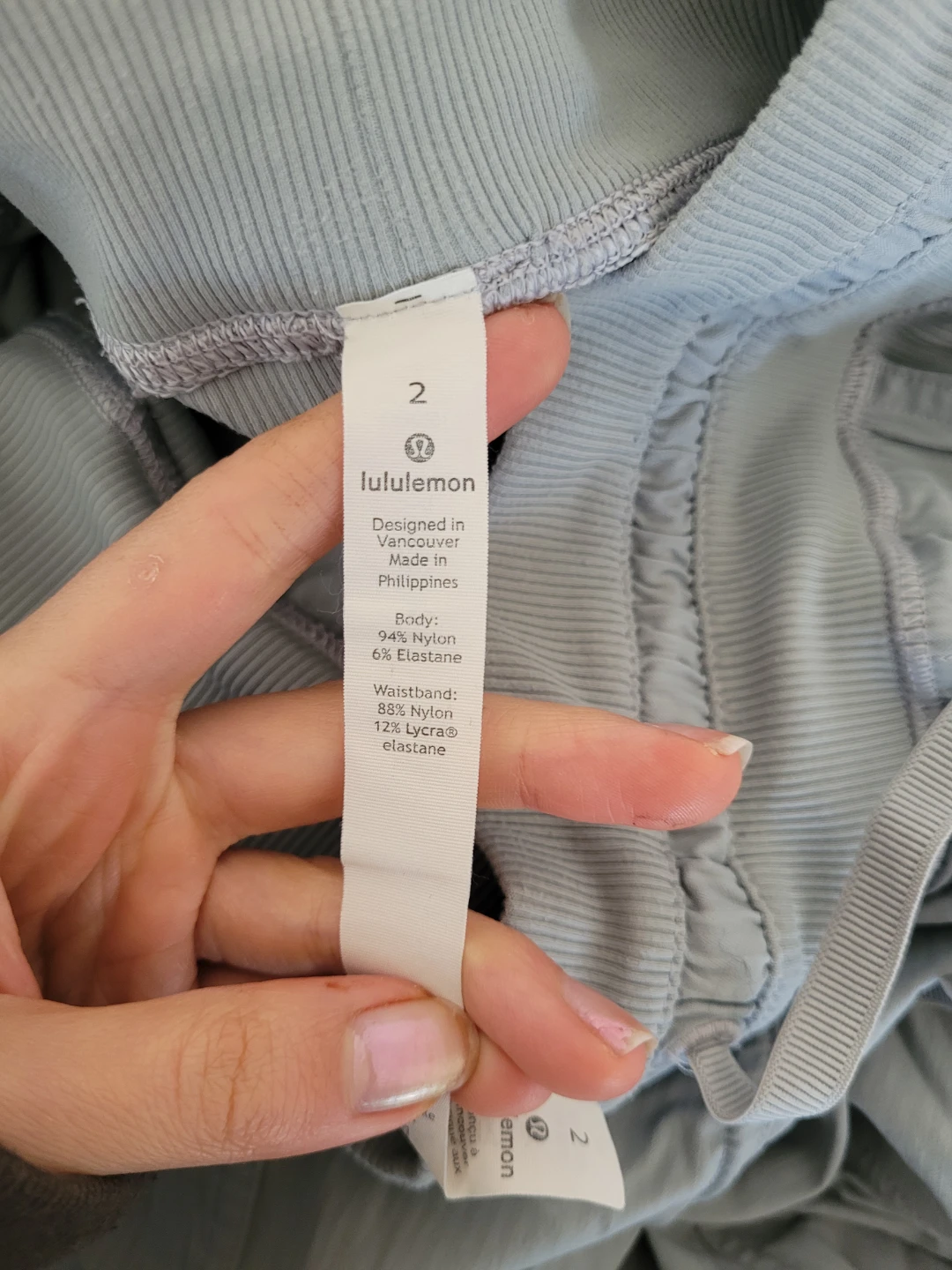 Lululemon yoga pants size 2 - photo 5