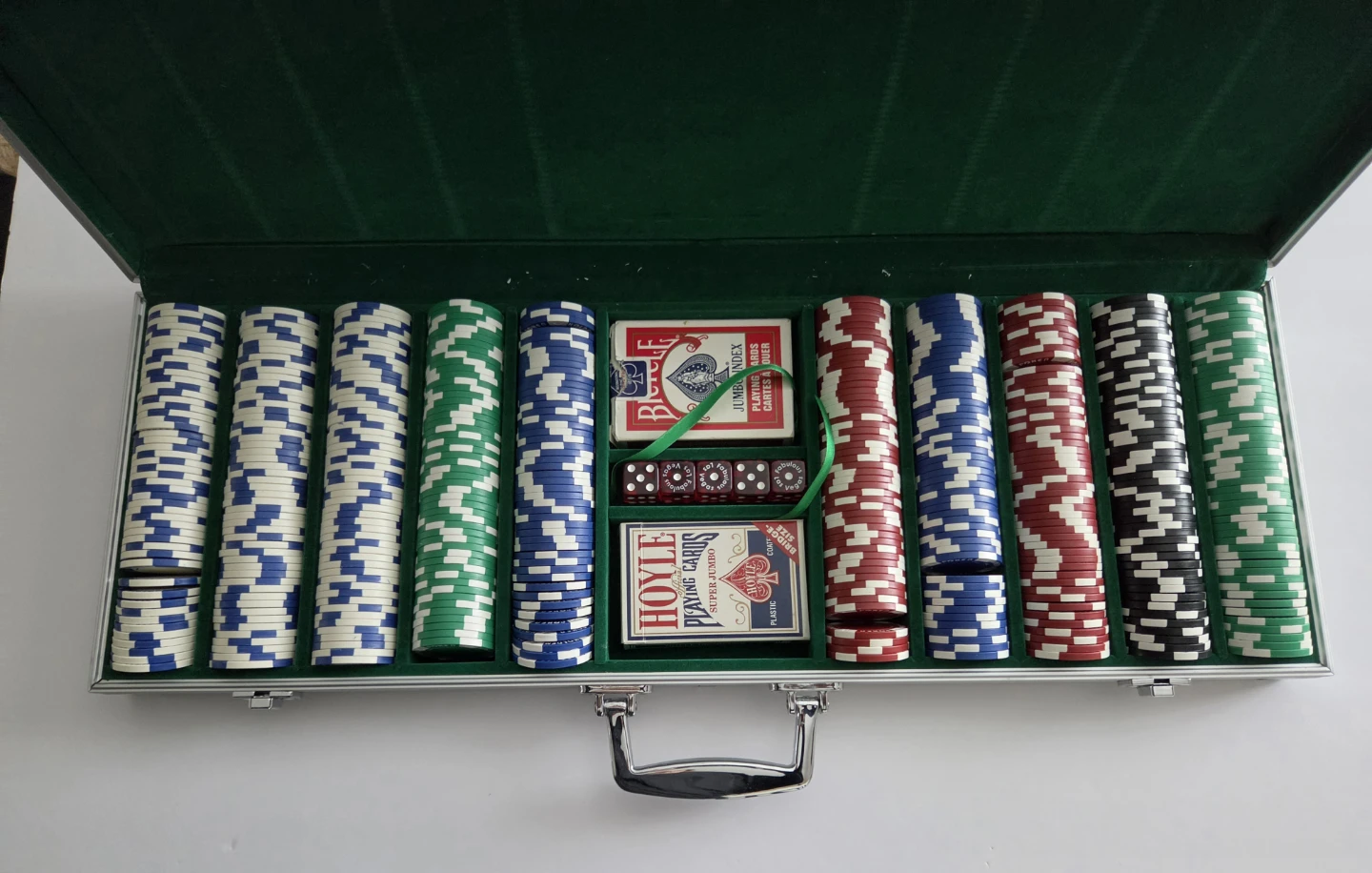Volvo Sell 'em Vegas Challenge Poker Chip Set