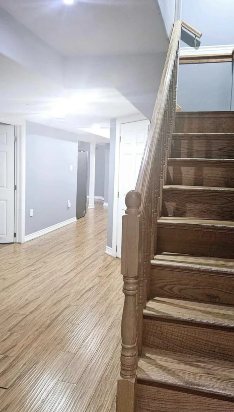 2 bedroom legal  basement for rent in Brampton - photo 2