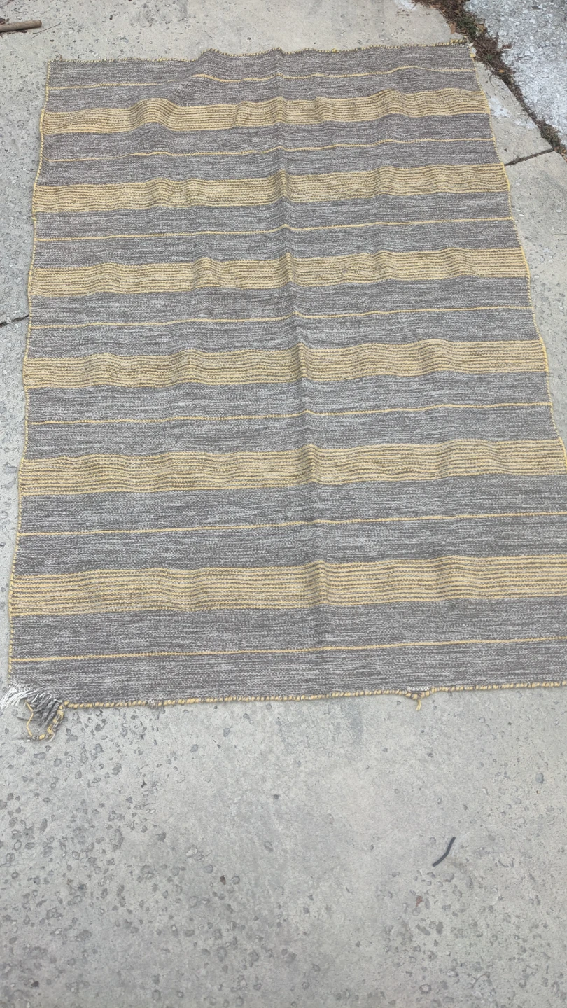 Striped woven area rug - photo 4
