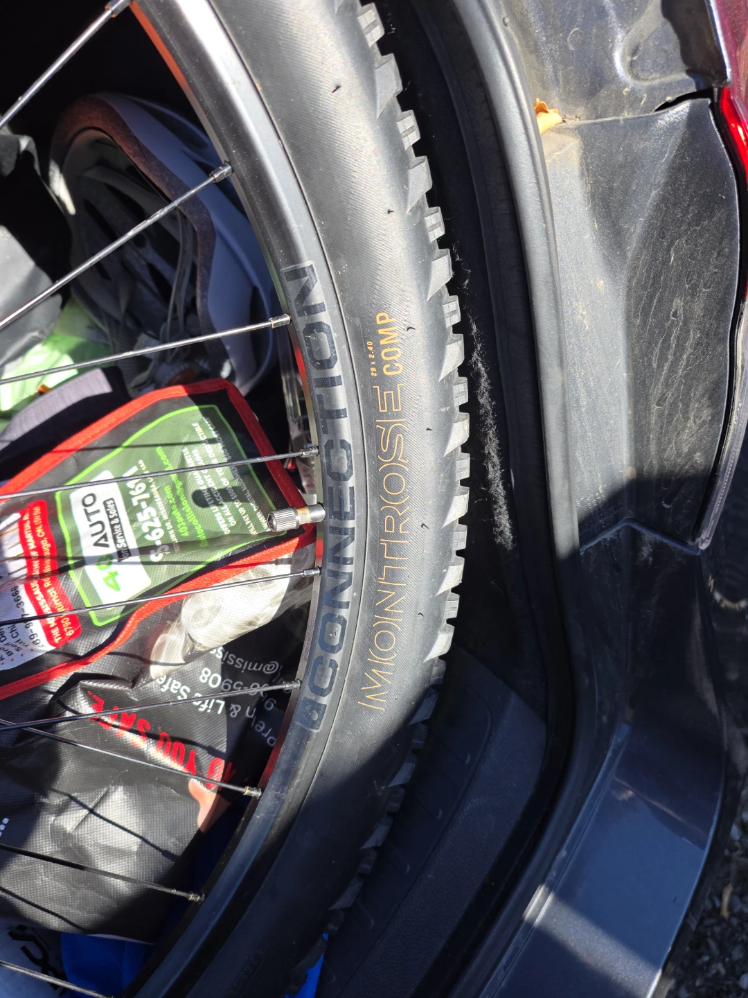 Bontrager Montrose Comp Mountain Bike Tire 29 x 2.40 - photo 2