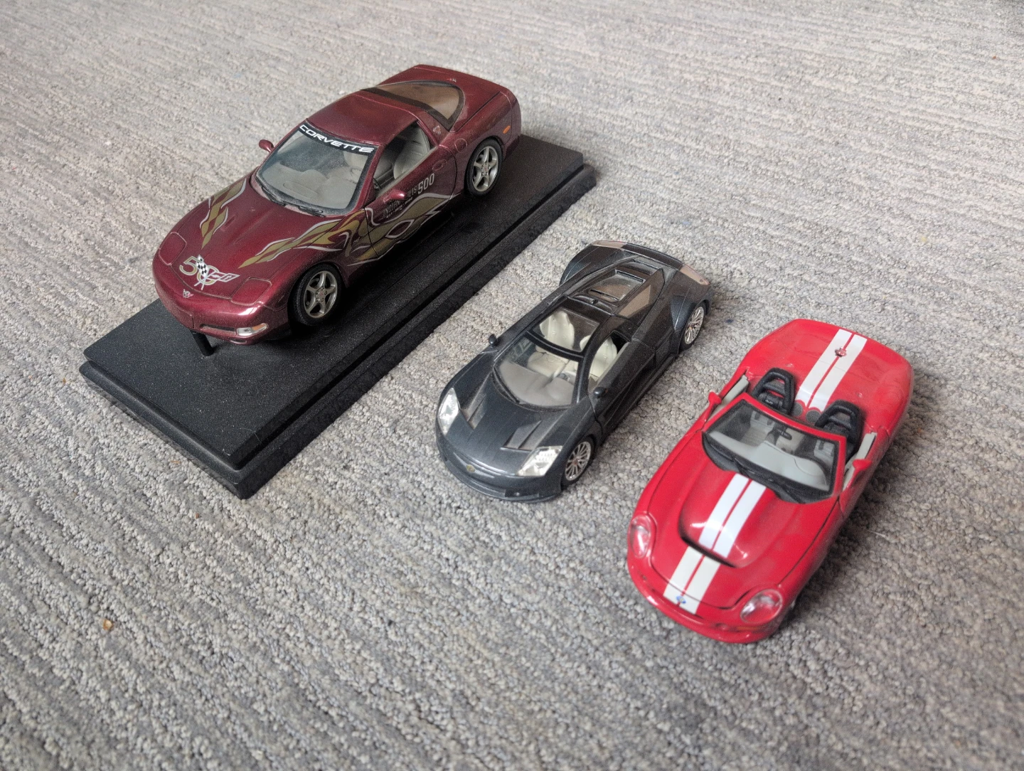 Set of 3 Diecast Model Cars