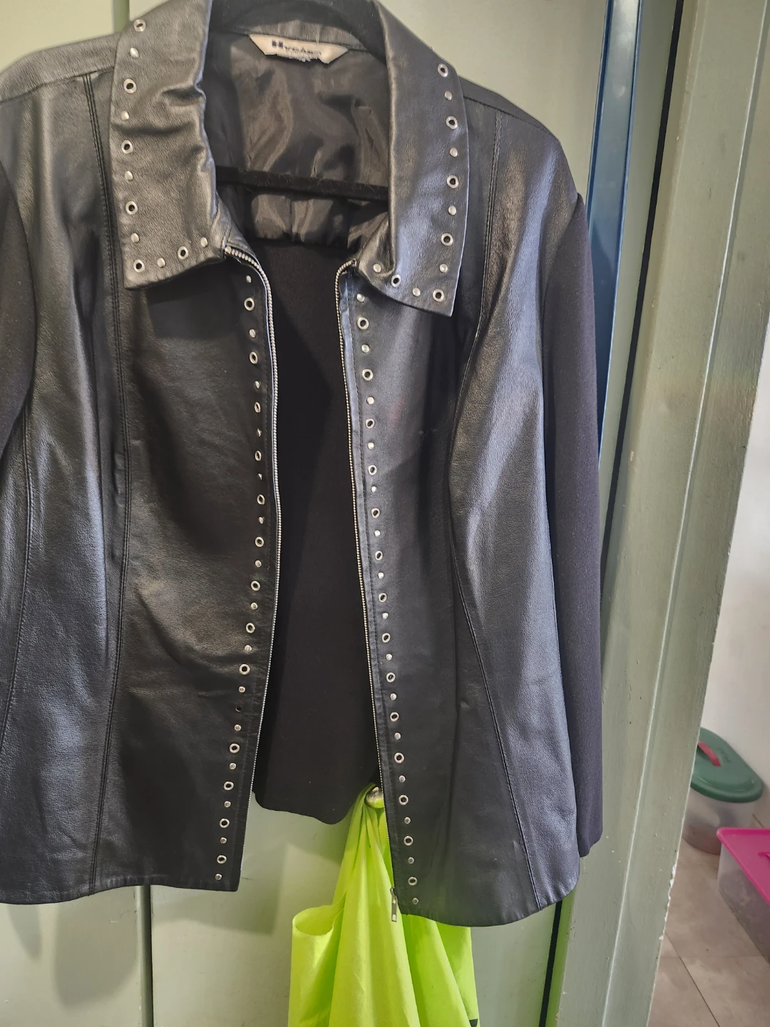 Nygard Collection Black Leather Jacket