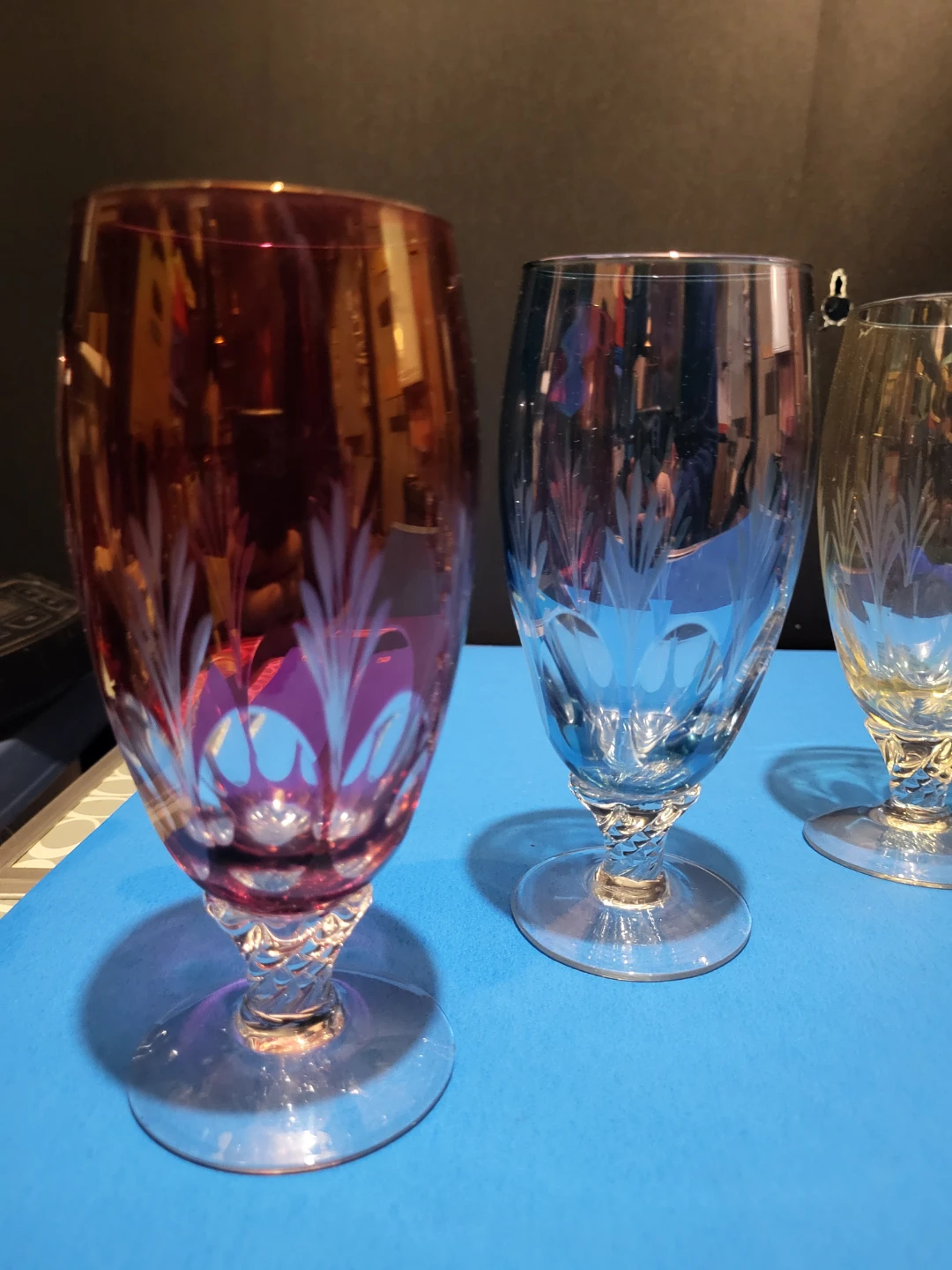 Set of 6 Etched Stemmed Glasses - photo 2