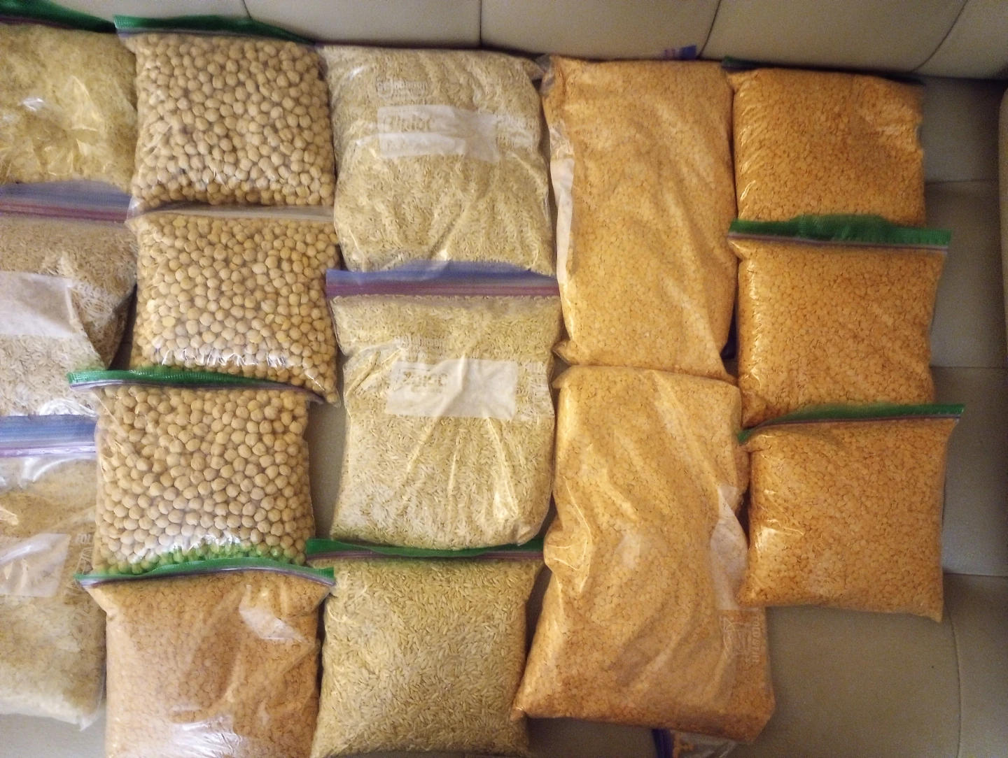 33 Pantry Items - photo 4