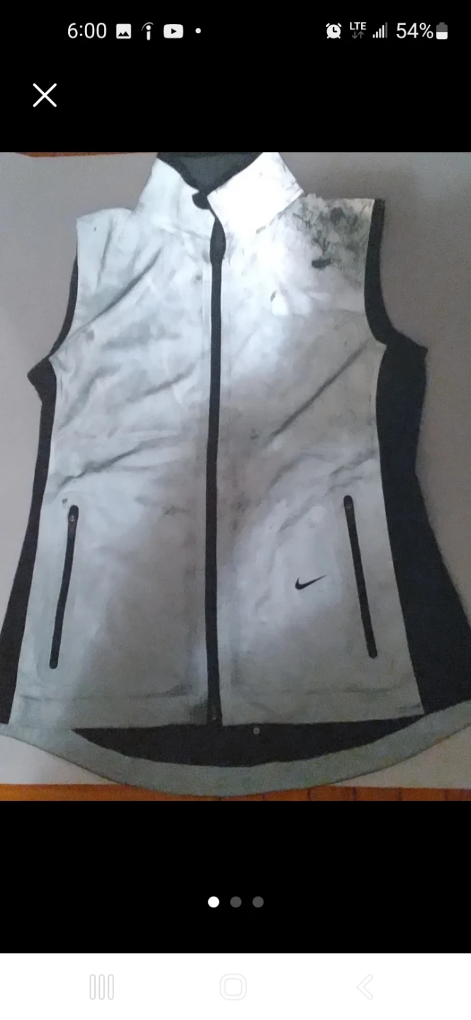 Nike Women's Reflective Running Vest - photo 2