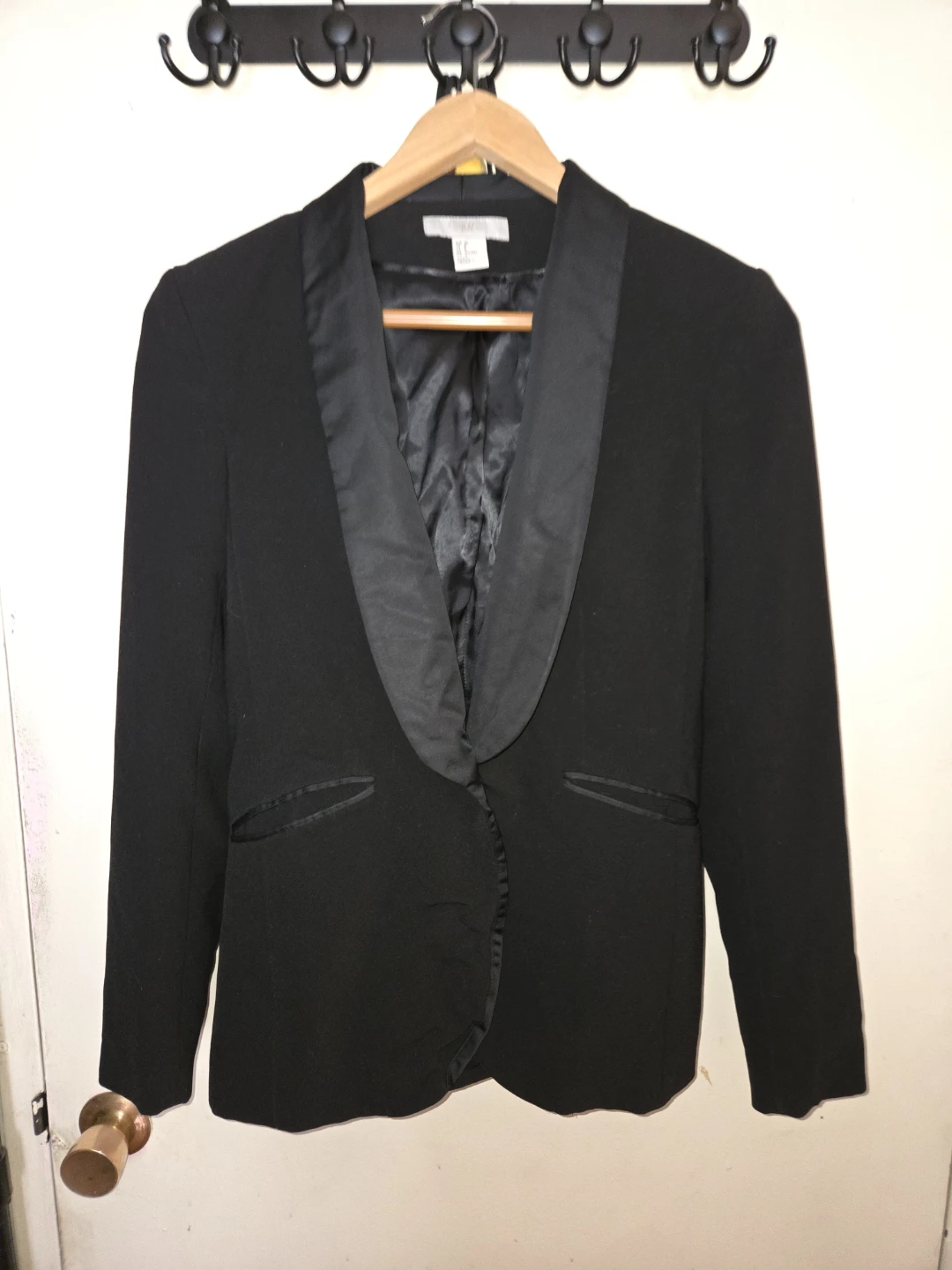 H&M Work Blazer w/ Sleek Lapels in a Ladies 8