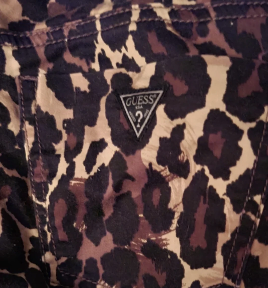 GUESS Los Angeles Leopard Print Pants Size 29 - photo 3