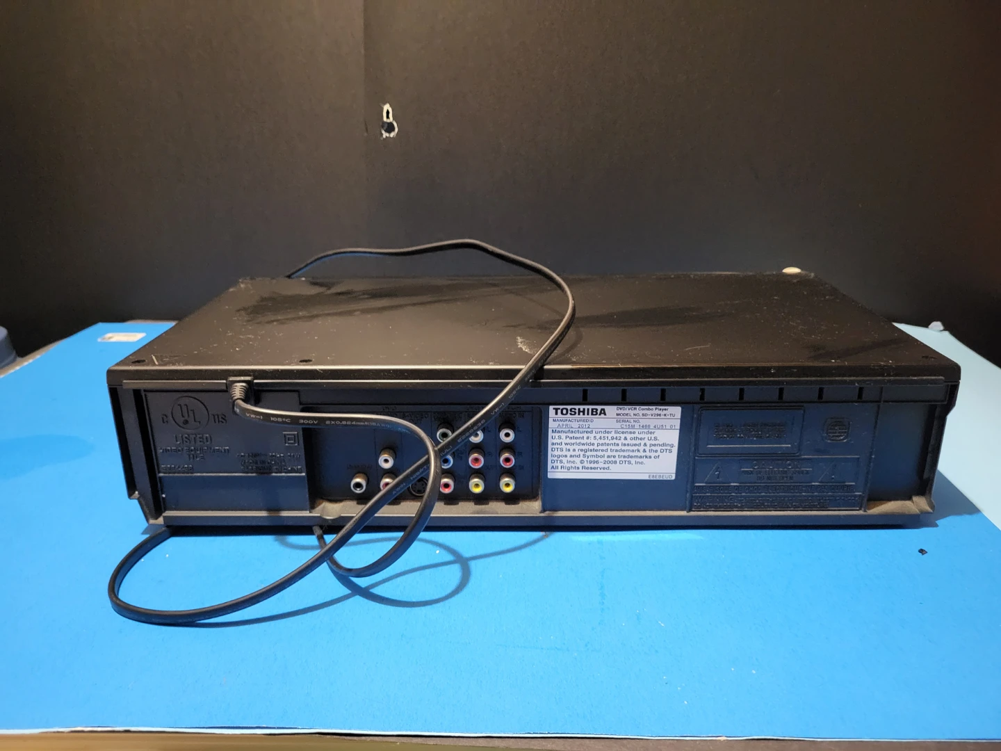 Toshiba DVD/VCR Combo Player - photo 3