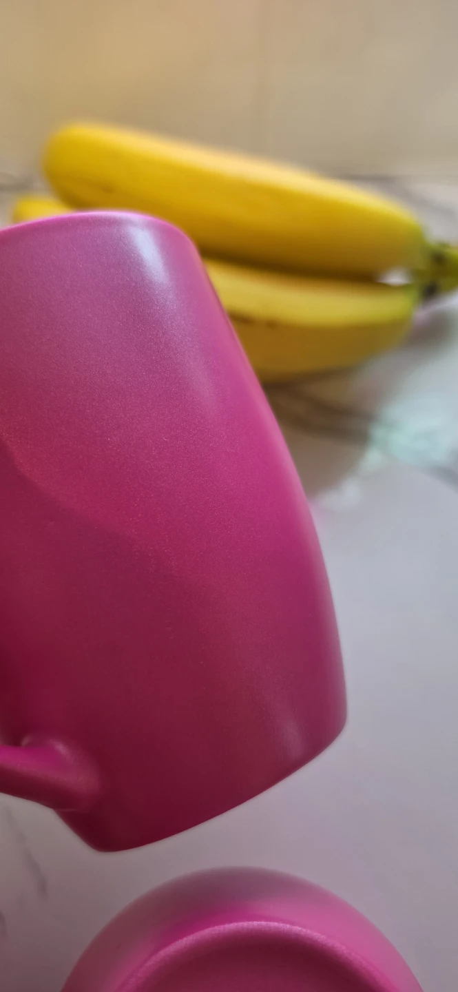 Set 4 NEW Hot Pink shimmer mugs never used - photo 3