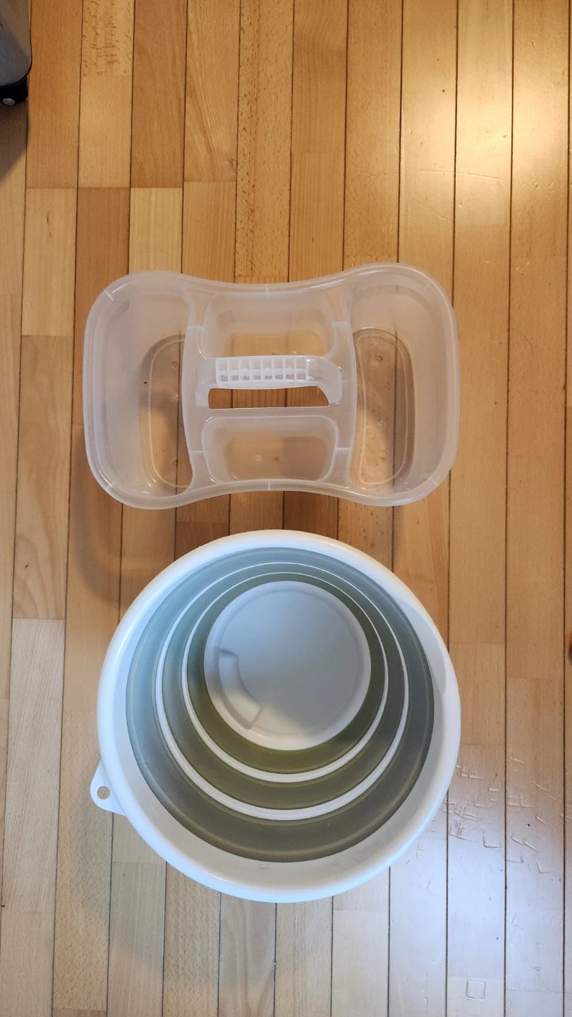 Collapsible Bucket and Plastic Caddy - photo 2