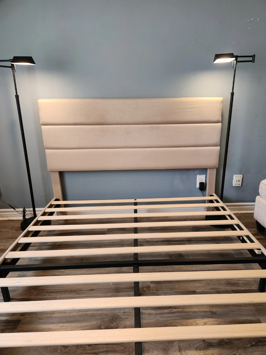 Upholstered Bed Frame  queen - photo 2