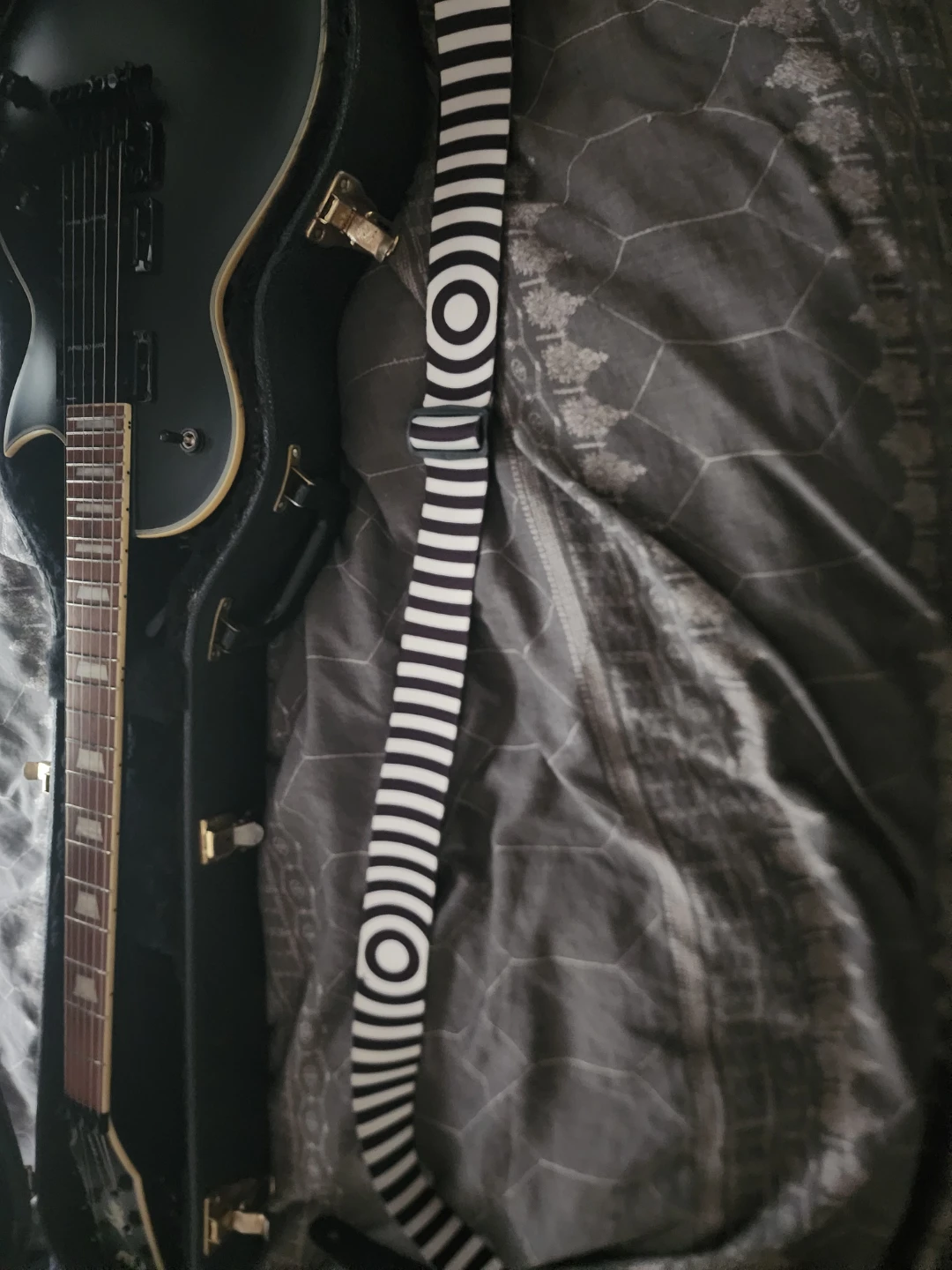 Iyv Les Paul Series Electric Guitar