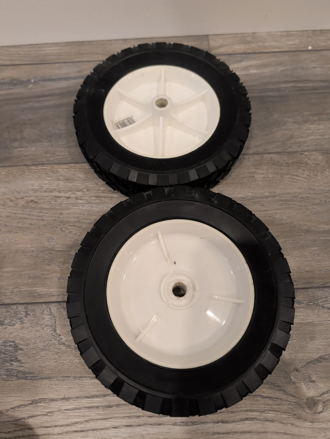 16x Universal 8" Utility / Lawn Mower Wheels (Full Box Lot) - photo 2