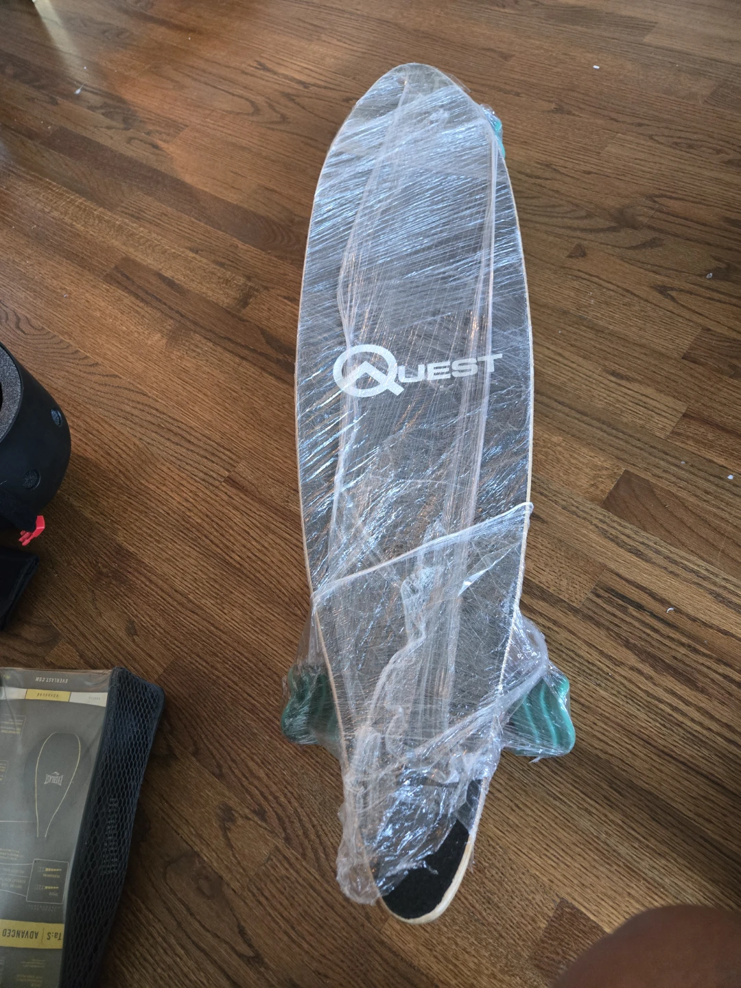 Longboard with helmet, knee and elbow pads - photo 2